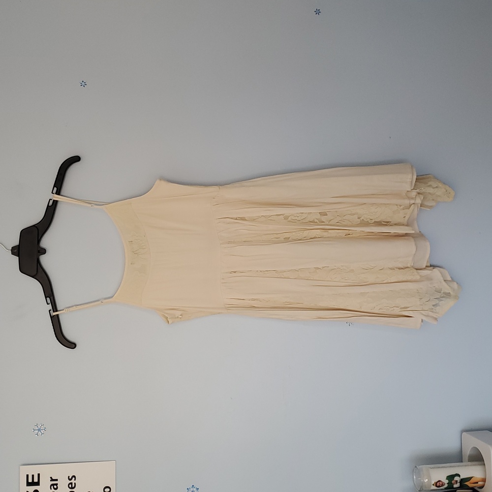 American Eagle Elegant Cream Dress, Size 6 - Picture 2 of 6